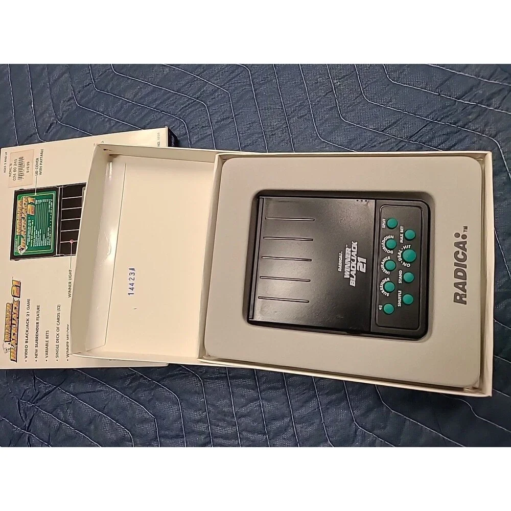 Vintage New Radica Pocket Winner Blackjack 21 Electronic Handheld Game
